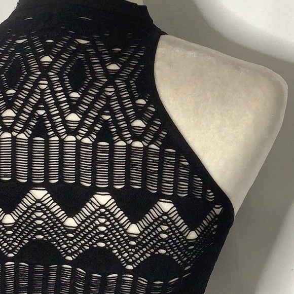 Free People So Bright Seamless Longline Halter Bralette Size M - Picture 10 of 16